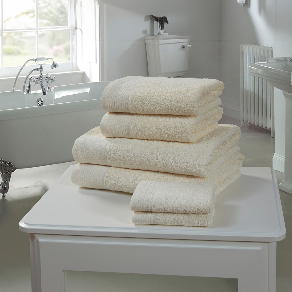 Rapport Home Chatsworth Super Soft 600gsm Combed Cotton Cream Hand Towel Image 2