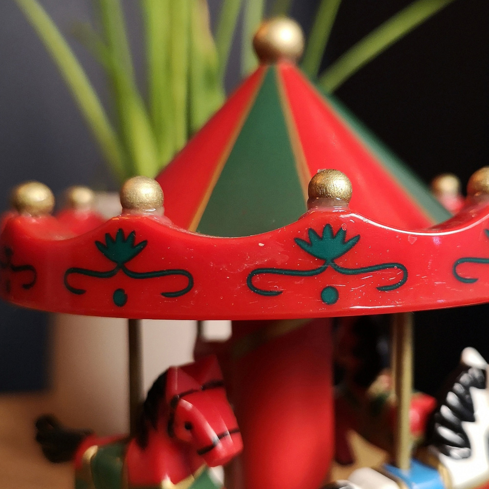 Samuel Alexander Wind Up Musical Carousel Christmas Decoration 18cm Image 6