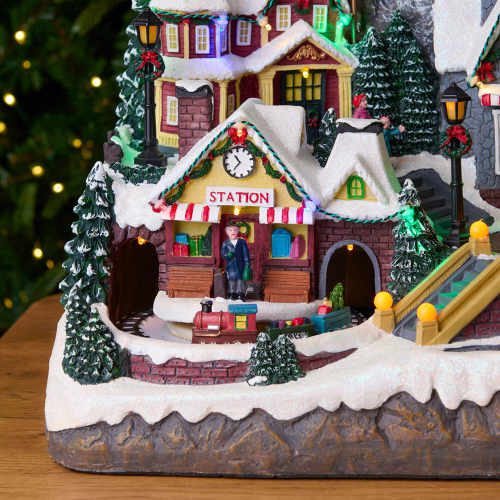Santa Sleigh Christmas Town Model Image 7