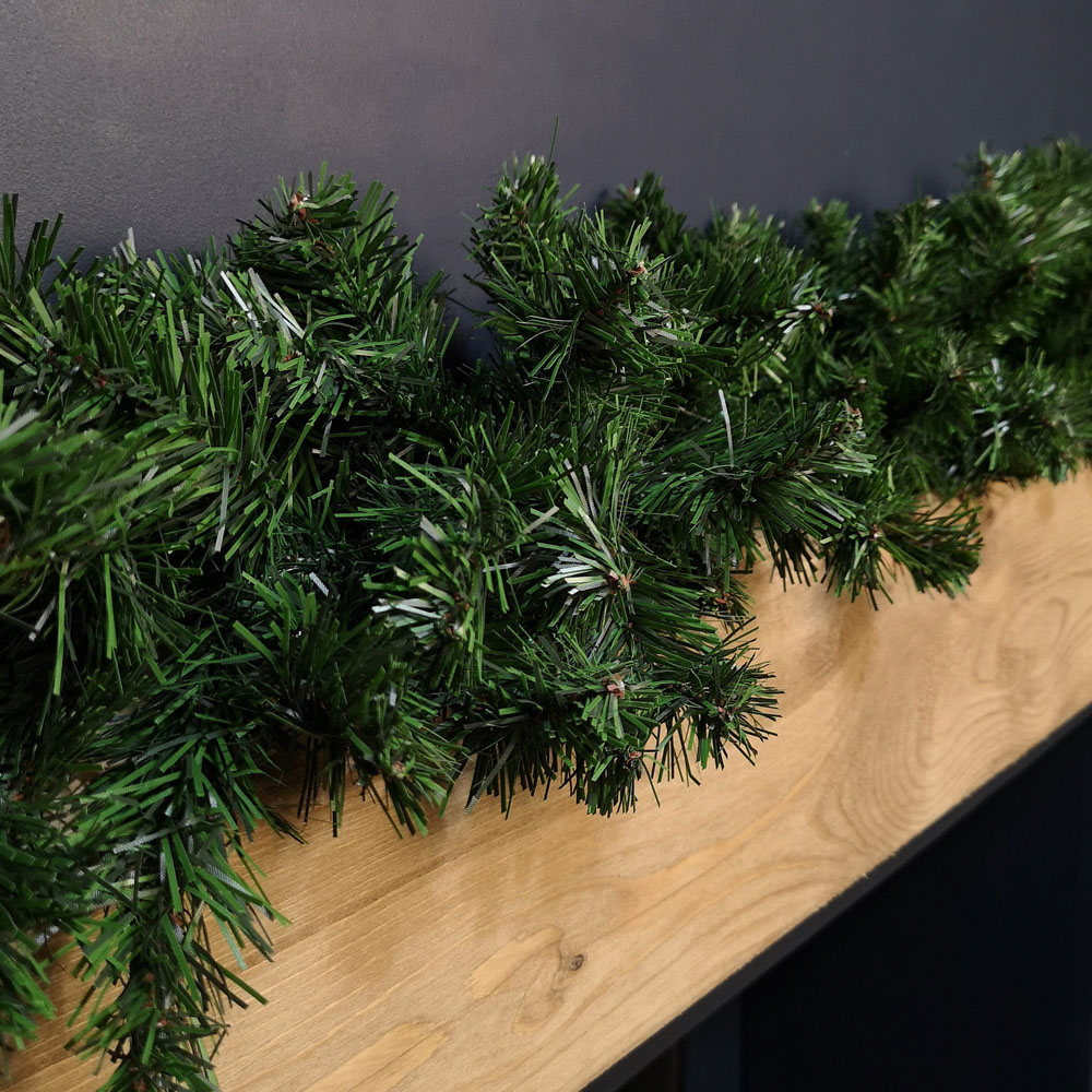 Samuel Alexander Plain Green Colorado Christmas Garland 270cm Image 4