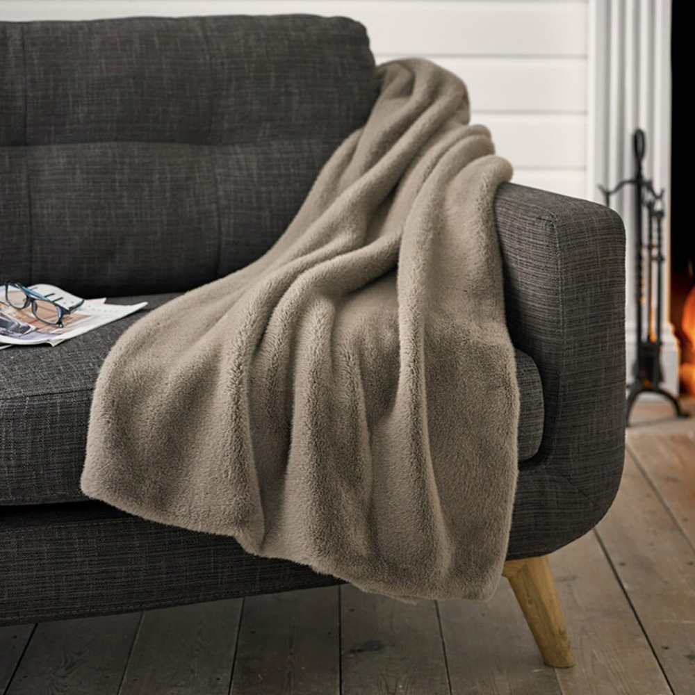 Deyongs Ashford Fawn Throw 130 x 180cm Image 2
