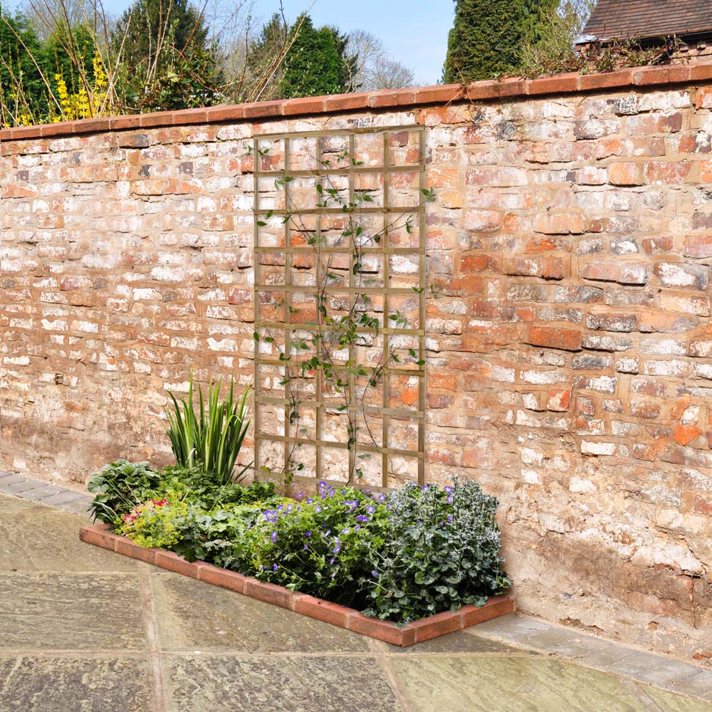 Forest Garden 6 x 3ft Traditional Square Garden Trellis Image 2