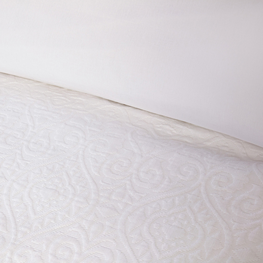 Romilly Matalesse Duvet Set White King Image 4