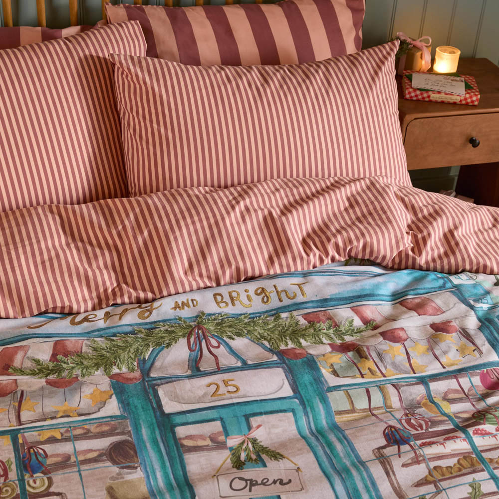 Furn Christmas Merry and Bright Super King Size Striped Reversible Duvet Cover Set Image 2