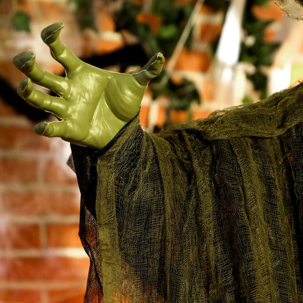 Outsunny Voice Activated Animatronics Green Hanging Witch Halloween Decoration 5.5ft Image 3