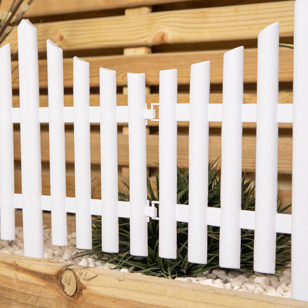 Samuel Alexander 4 Piece White Wood Effect Picket Fence Garden Edging Image 6