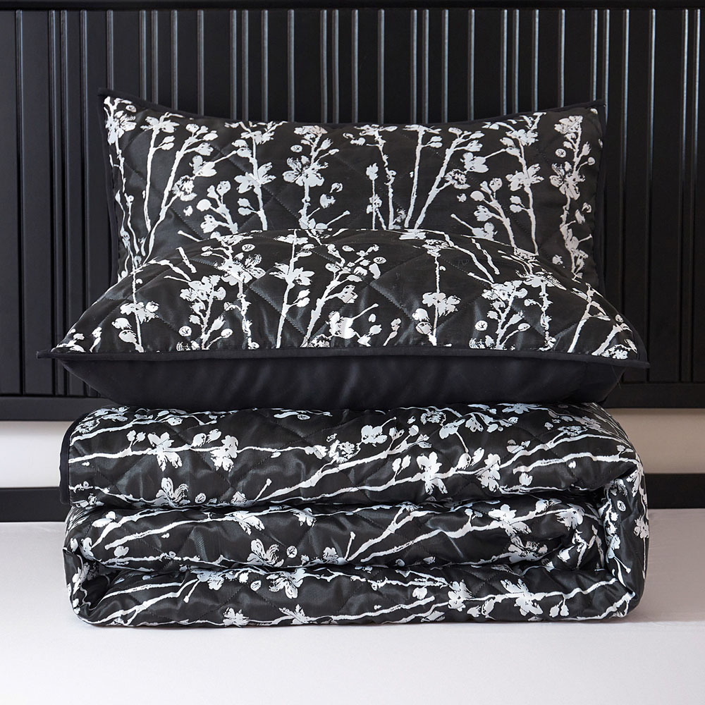 Velosso Firenza Super King Size Jacquard Reversible Quilted Bedspread Set Image 2