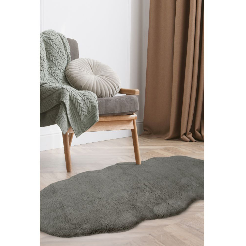Homemaker Luxurious Faux Fur Grey Rug 70 x 140cm Image 5