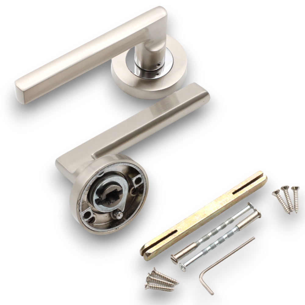 Spira Brass Drox Dual Tone Lever Door Handle 2 Pack Image 4