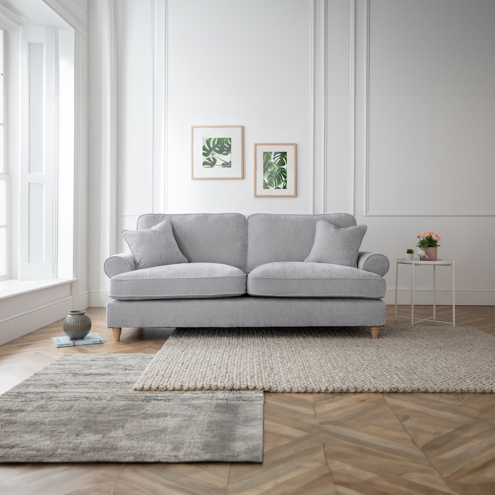 The Victoria 3 Seater Ice Sofa Image 4