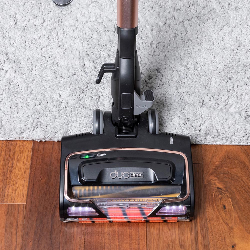 Shark Anti Hair Wrap Corded Stick Vacuum Cleaner Image 5