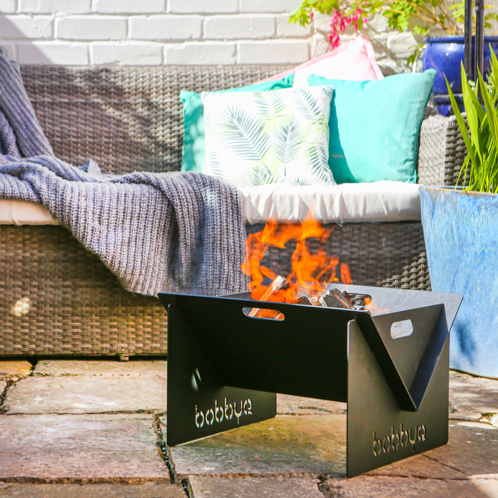 BobbyQ Black Portable Flat Pack Fire Pit 40 x 46cm Image 4