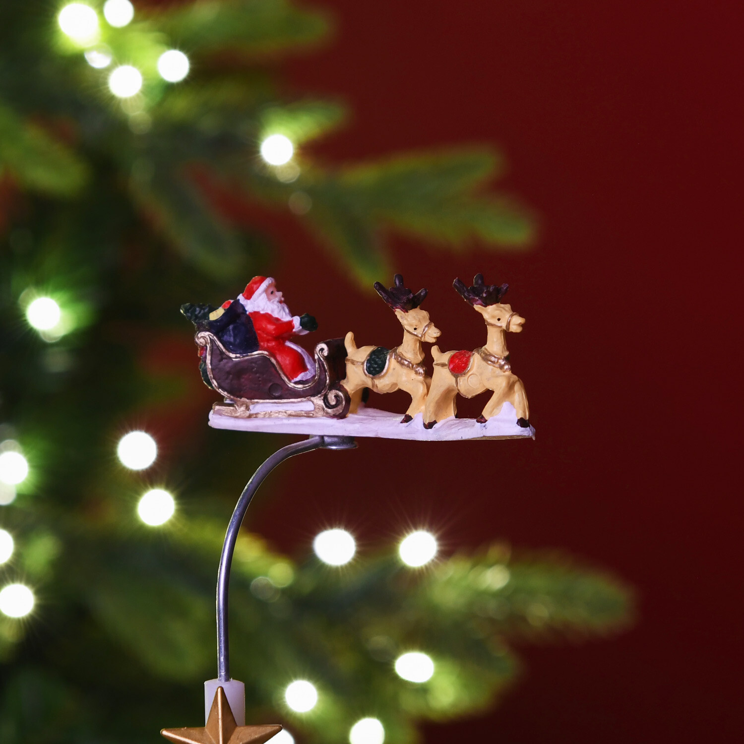 Rotating Santa Bonfire Scene Image 5