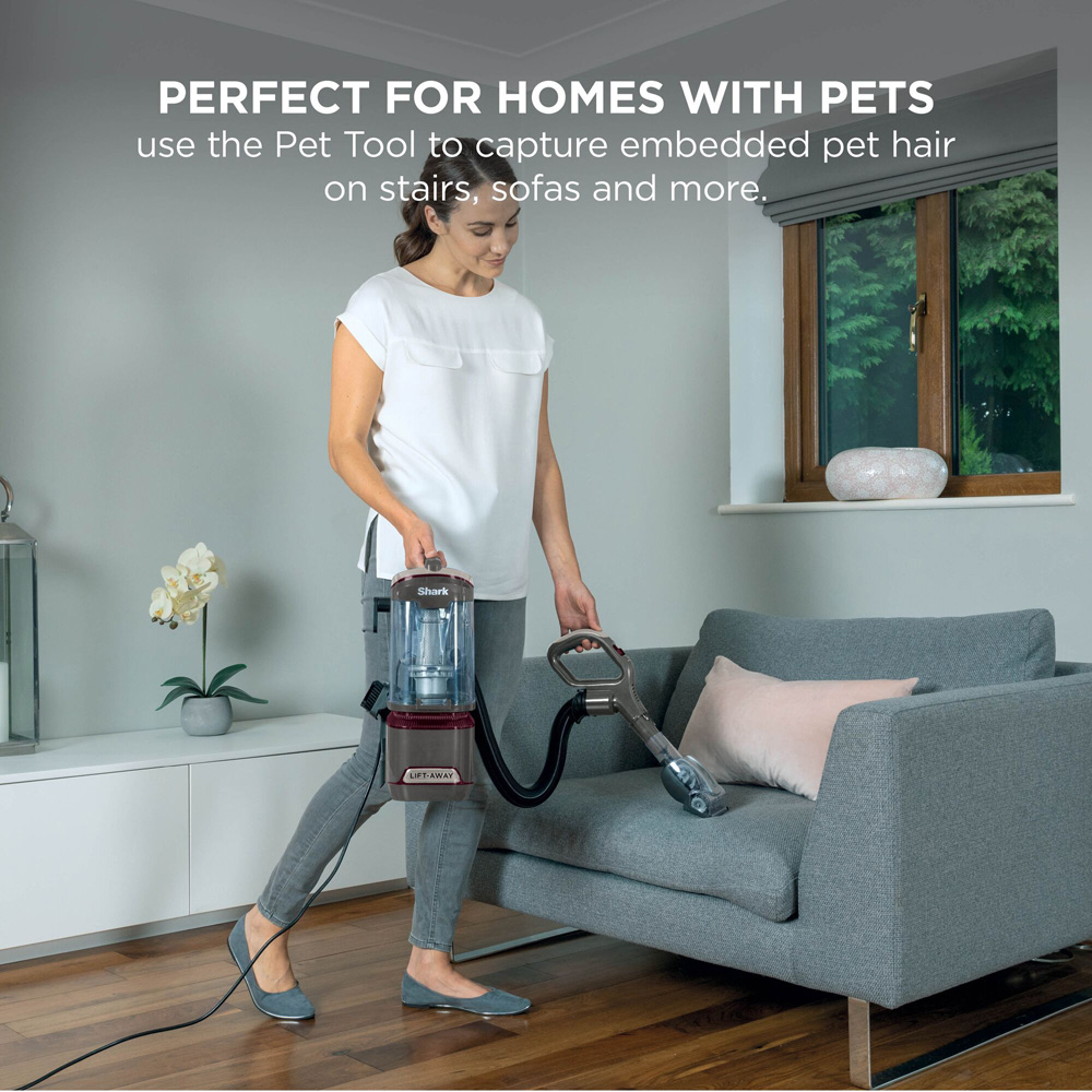 Shark NV603UKT Black and Red Liftaway Vacuum Cleaner Image 8