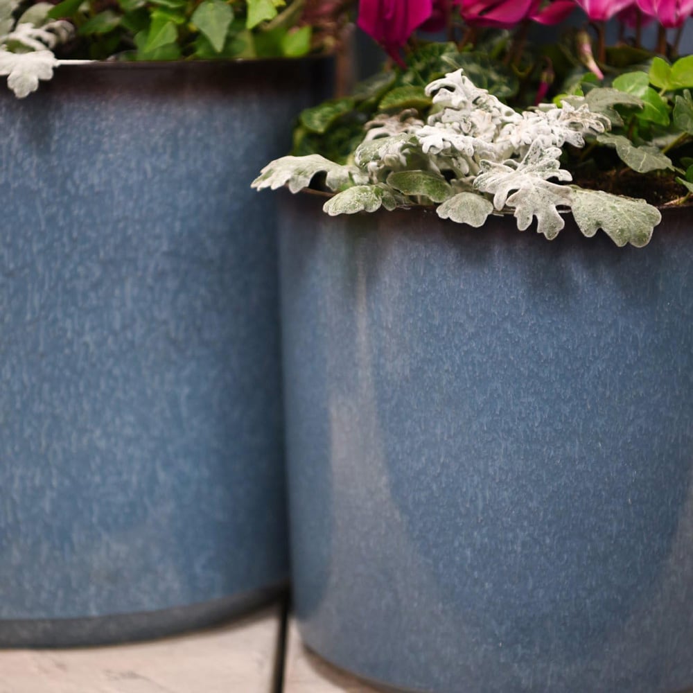 Garden Gear Cylinder Glazed Planter 3 Pack Image 4