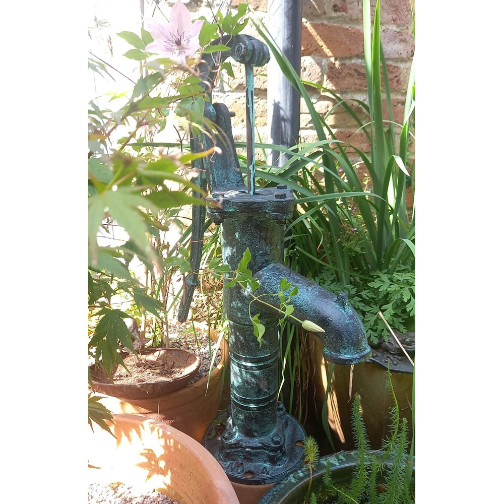 Inspirational Gifting Hand Water Pump Cast Iron Garden Ornament Image 2