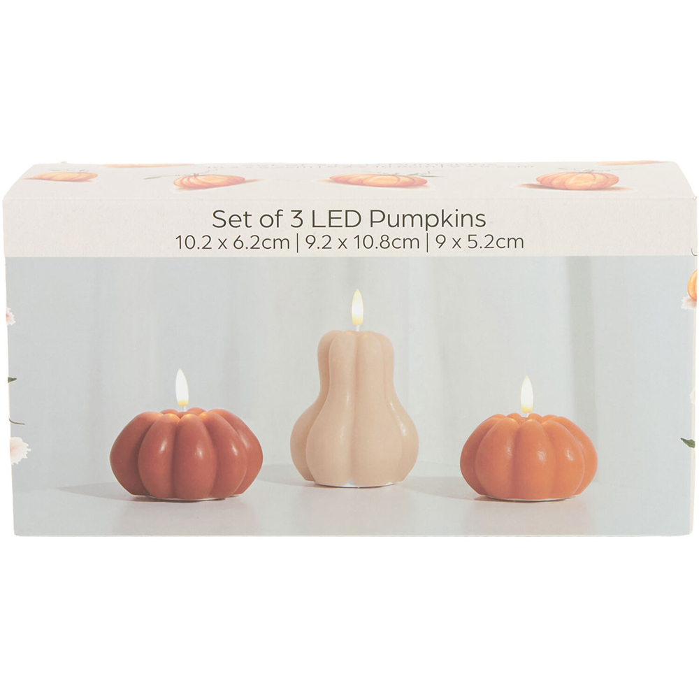 wilko Set of 3 LED Pumpkin Candles Image 6