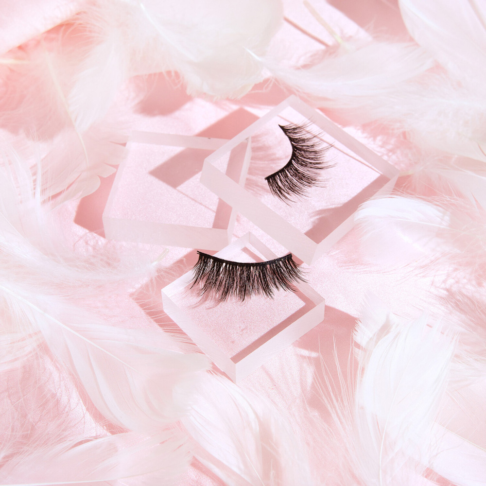 Pack of 3 Invogue Girl Next Door Lashes Image 3