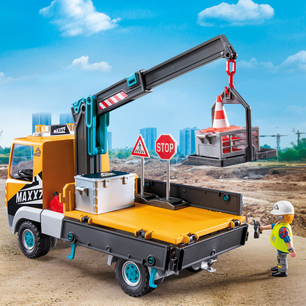 Playmobil Construction Truck with Crane Playset Image 6