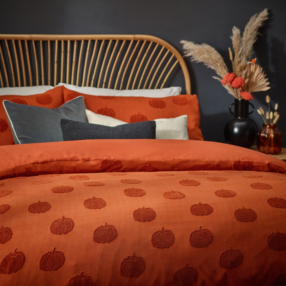 furn. Pumpkin Tufted Double Spice Cotton Duvet Cover Set Image 2