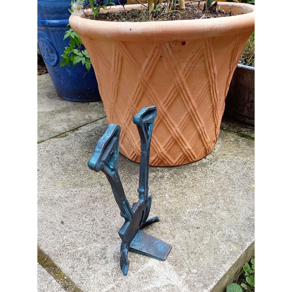 Inspirational Gifting Spade and Fork Cast Iron Decorative Doorstop Image 5