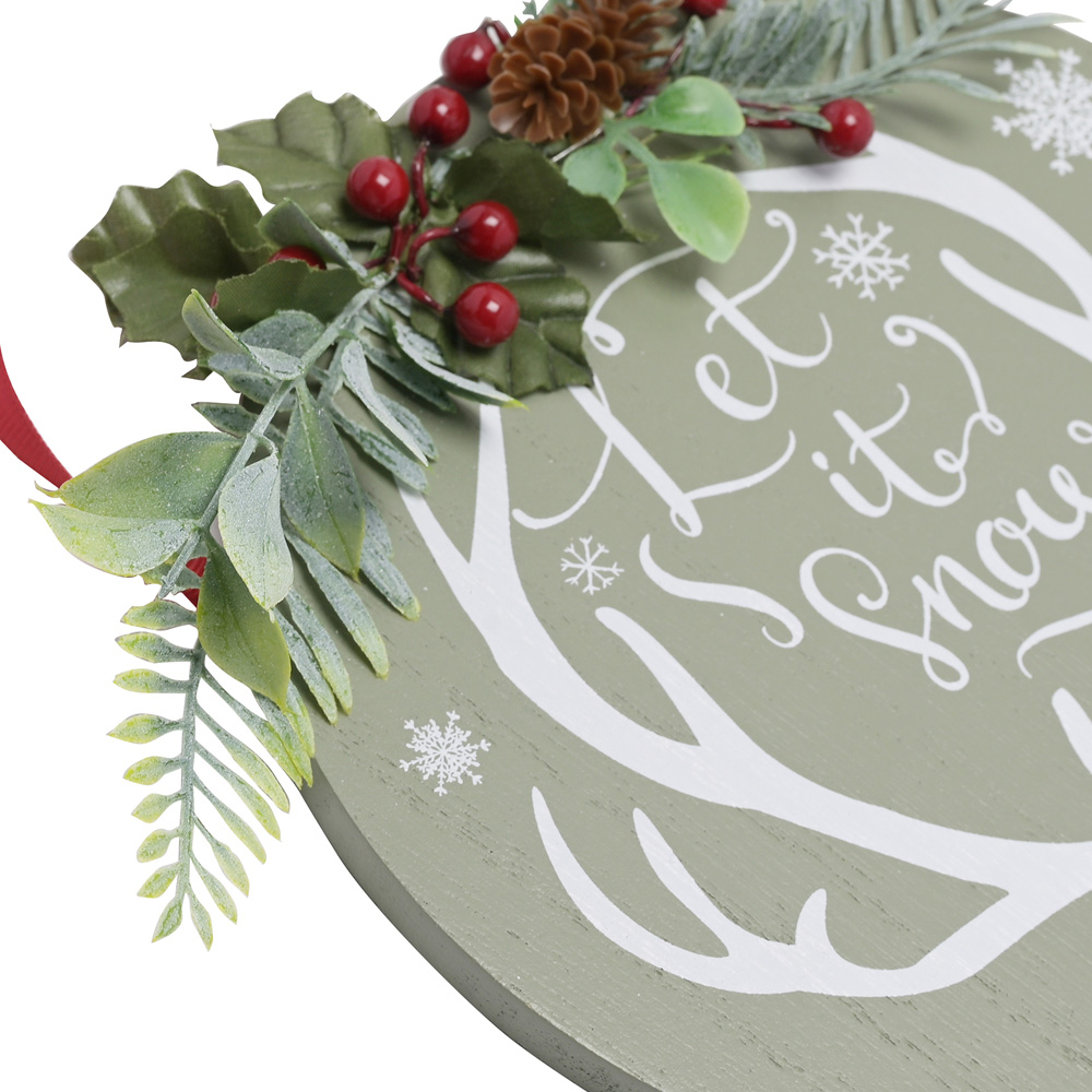 The Christmas Gift Co Green Let It Snow Slogan Plaque Image 2