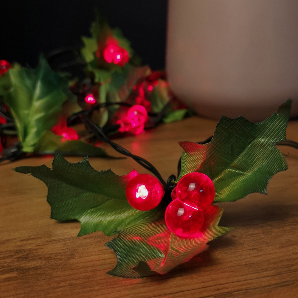 Samuel Alexander 40 Red LED Light Up Holly Christmas Garland with Red Berries 280cm Image 6