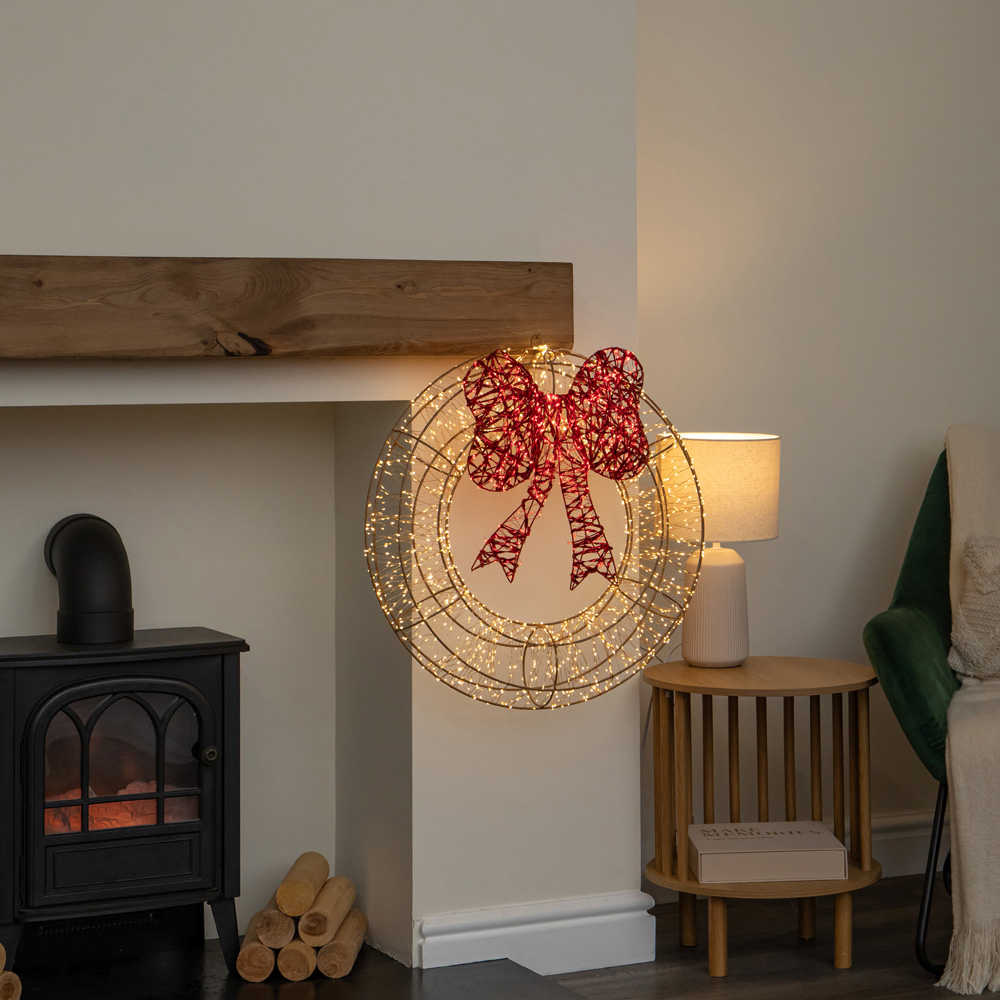 Samuel Alexander 2000 Warm White and Red LED Light-Up Christmas Wreath with Bow 60cm Image 7