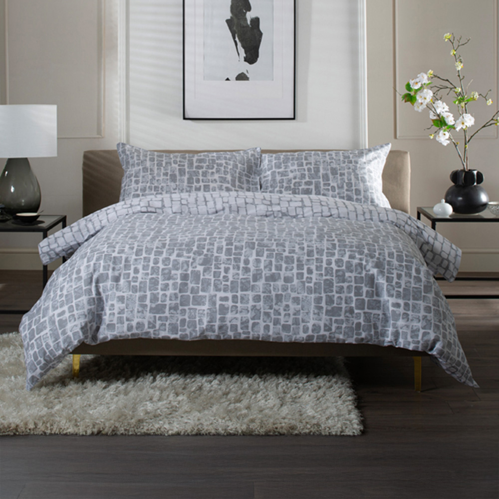The Lyndon Company Tulle Single Grey Reversible Duvet Set Image 1