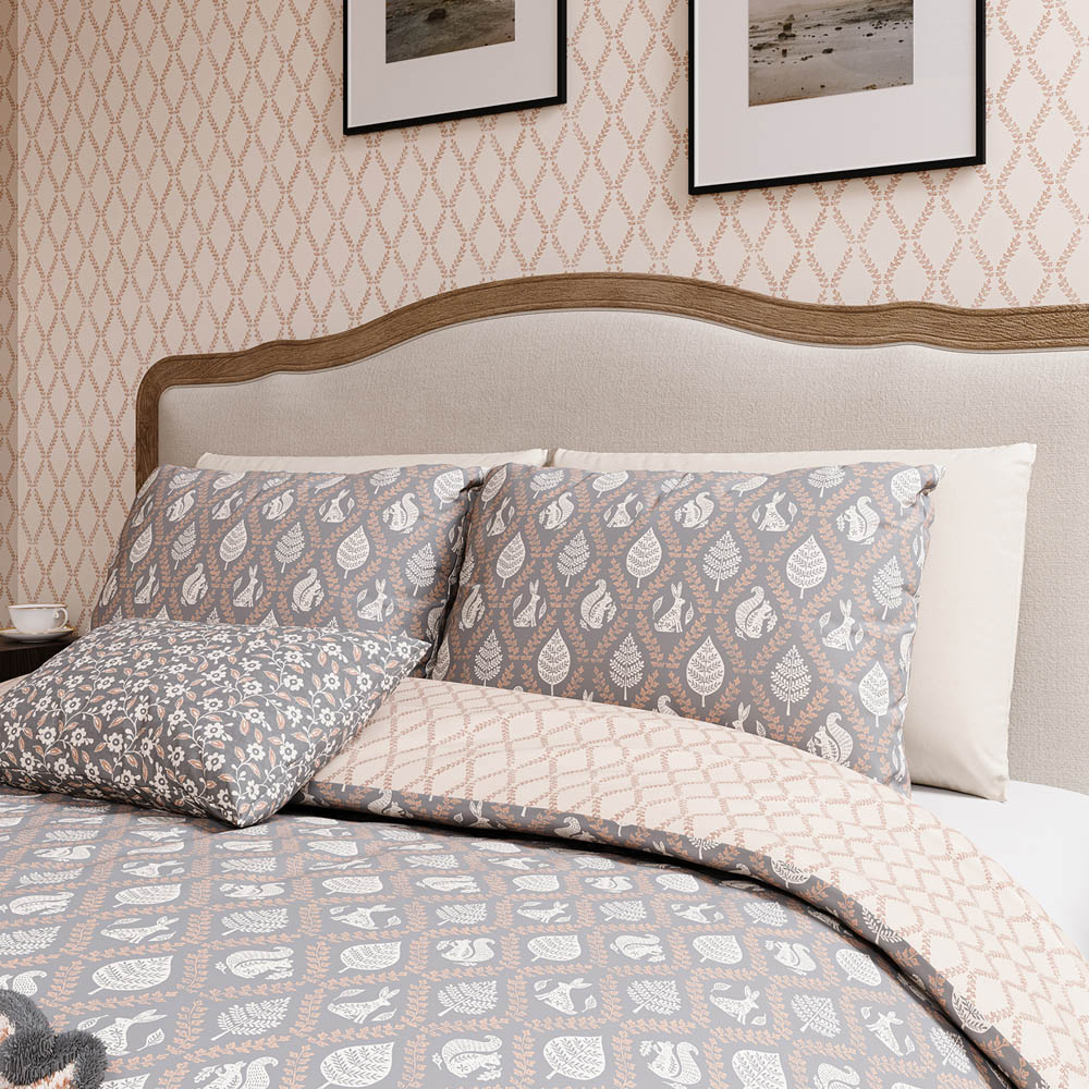 Helena Springfield Woodland Trellis Super King Size Graphite and Copper Duvet Set Image 3