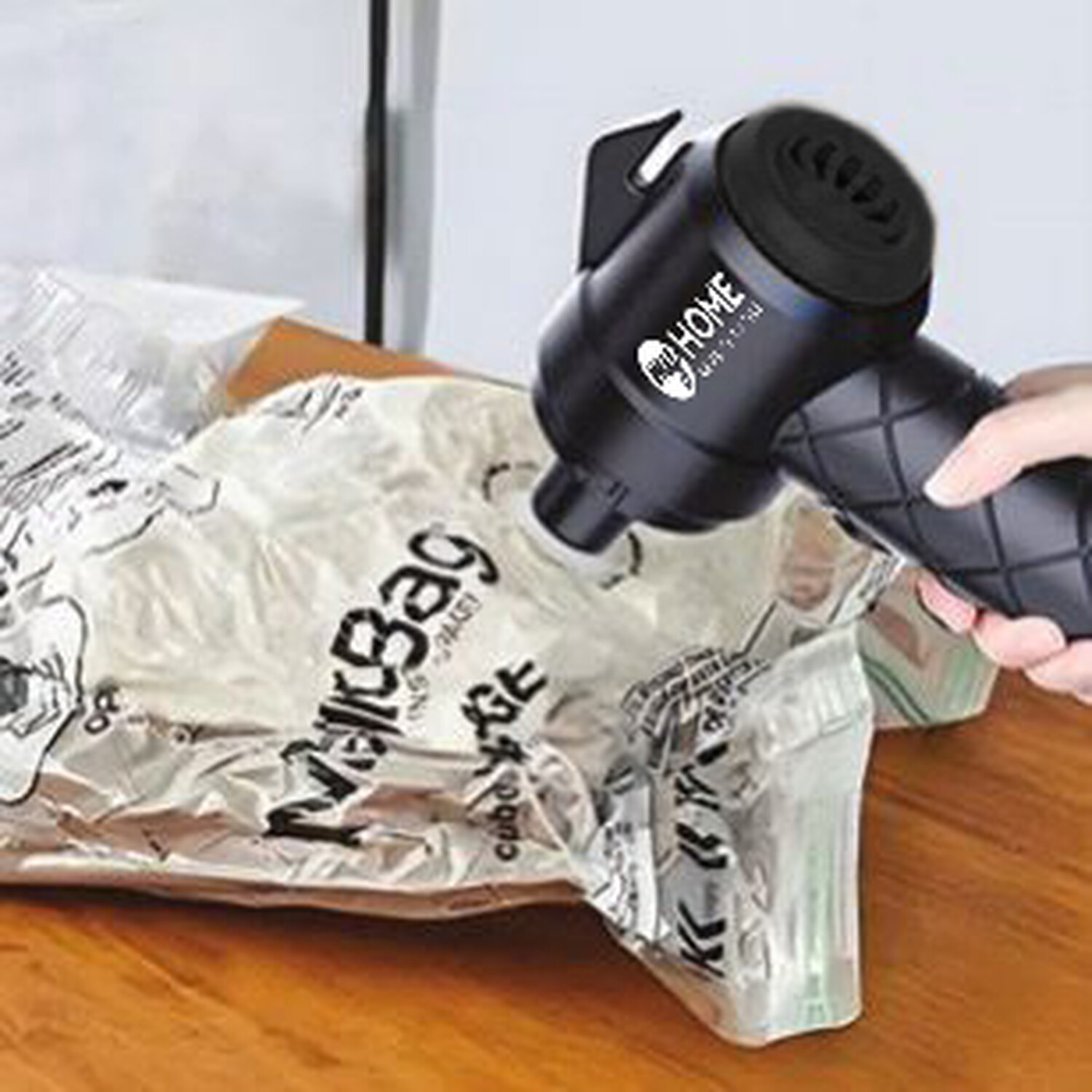 My Home 6 in 1 Mini Vacuum Black Image 3