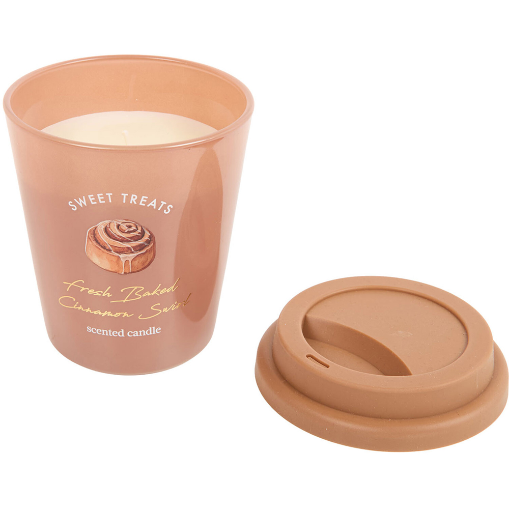 Sweet Treats Scented Mug Candle Image 7