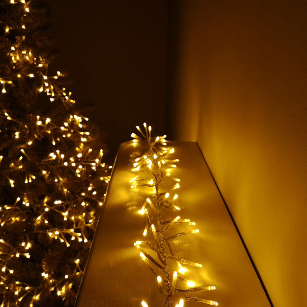 Premier ClusterBrights 960 Vintage Gold LED Multi-Function Christmas Cluster Light 12.4m Image 1