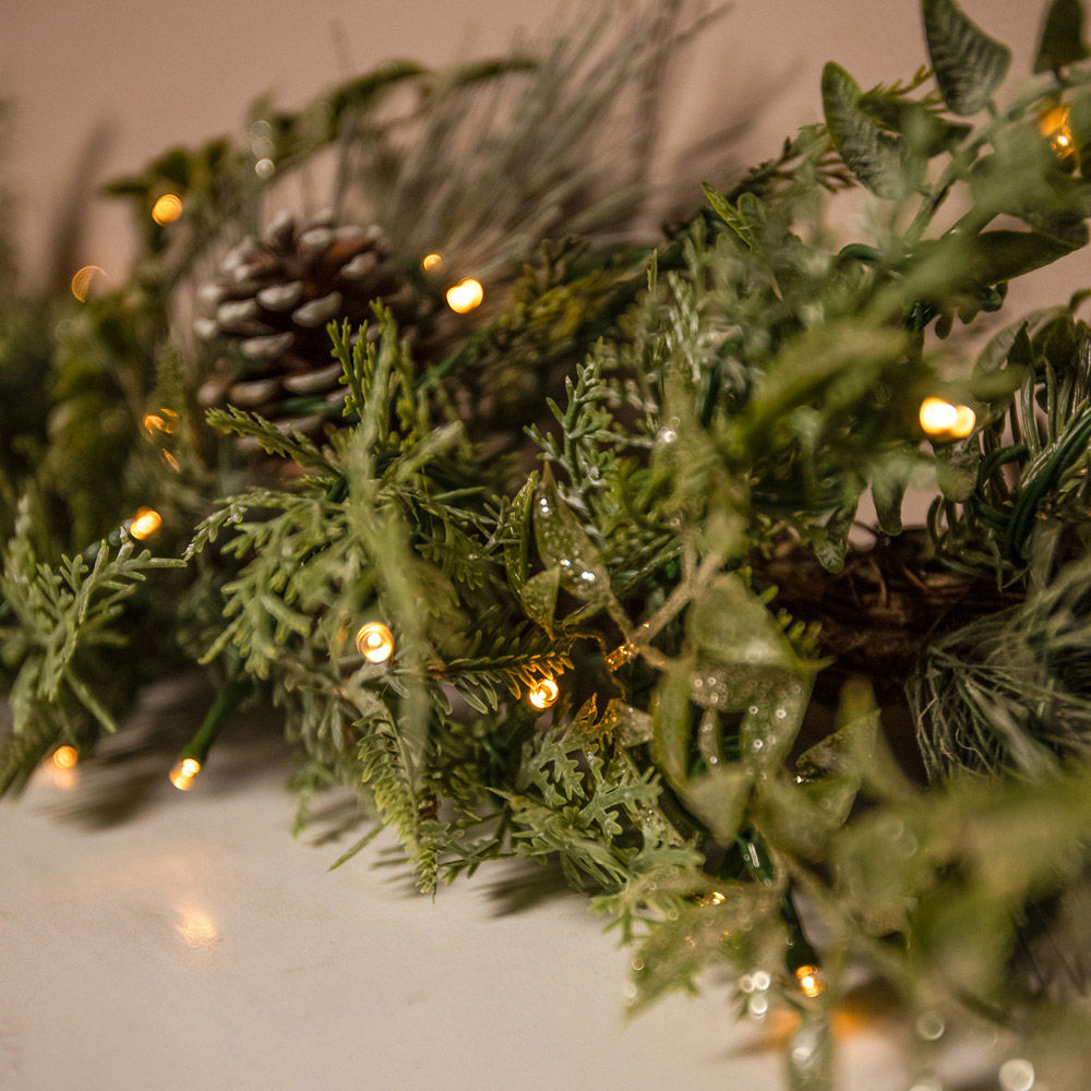 The Christmas Centre 100 Warm White LED Pre-Lit Winter Woodland Garland with Pinecones 180cm Image 4