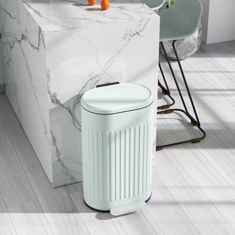HOMCOM Light Green Metal Pedal Bin with Soft Close Lid 30L Image 4
