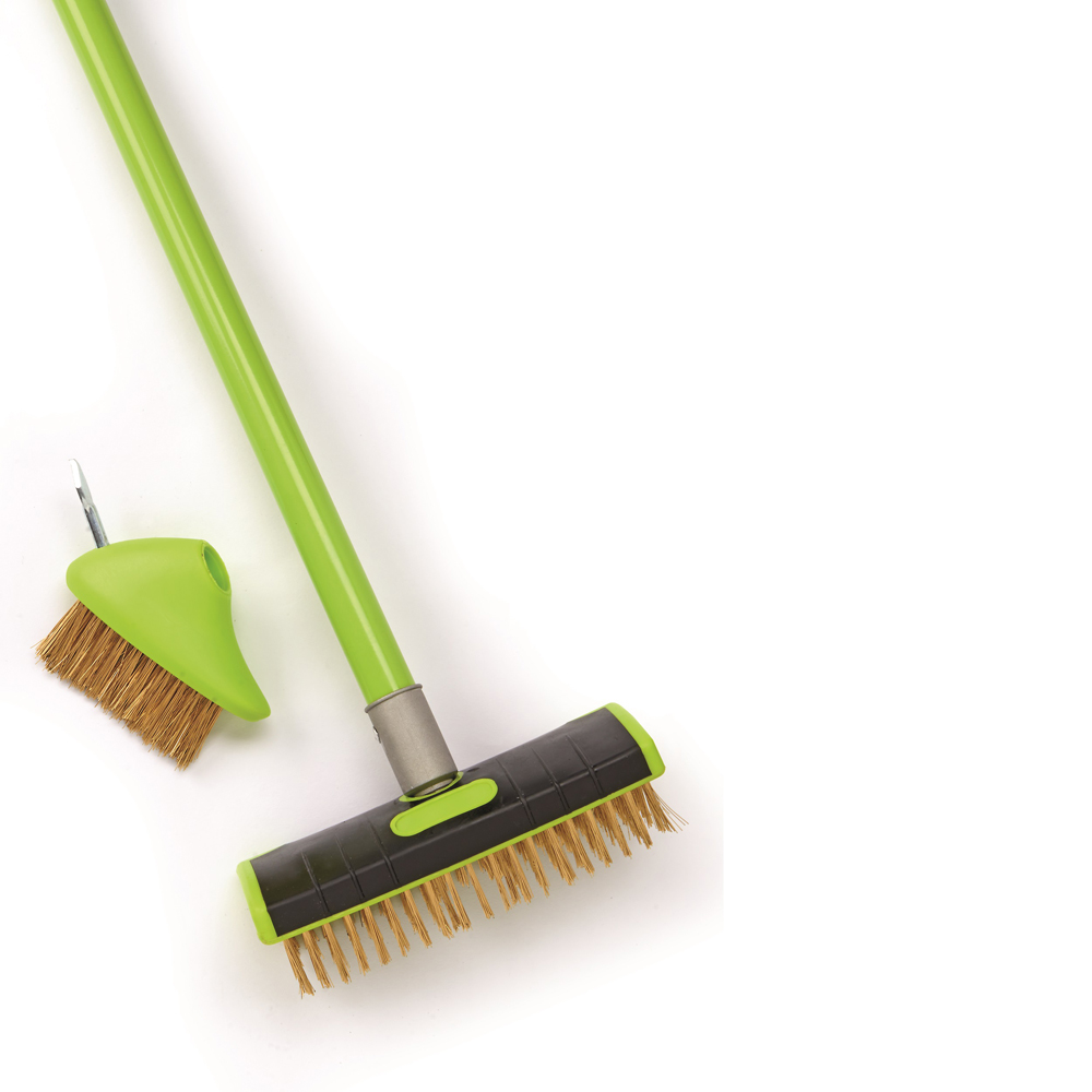 Garden Gear 3 in 1 Telescopic Steel Brush with Weed Scraper Image 3