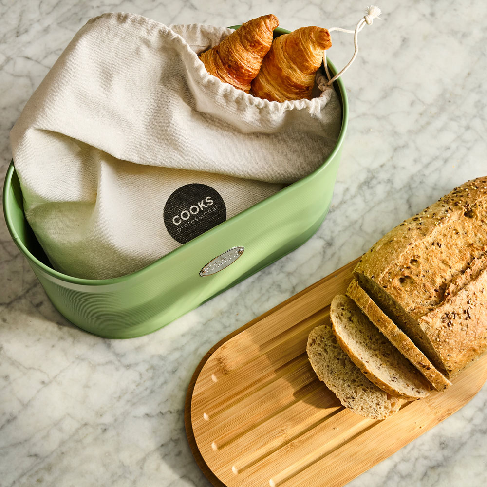 Cooks Professional Green and Silver Ribbed Bread Bin with Linen Bag and Bamboo Lid Image 6