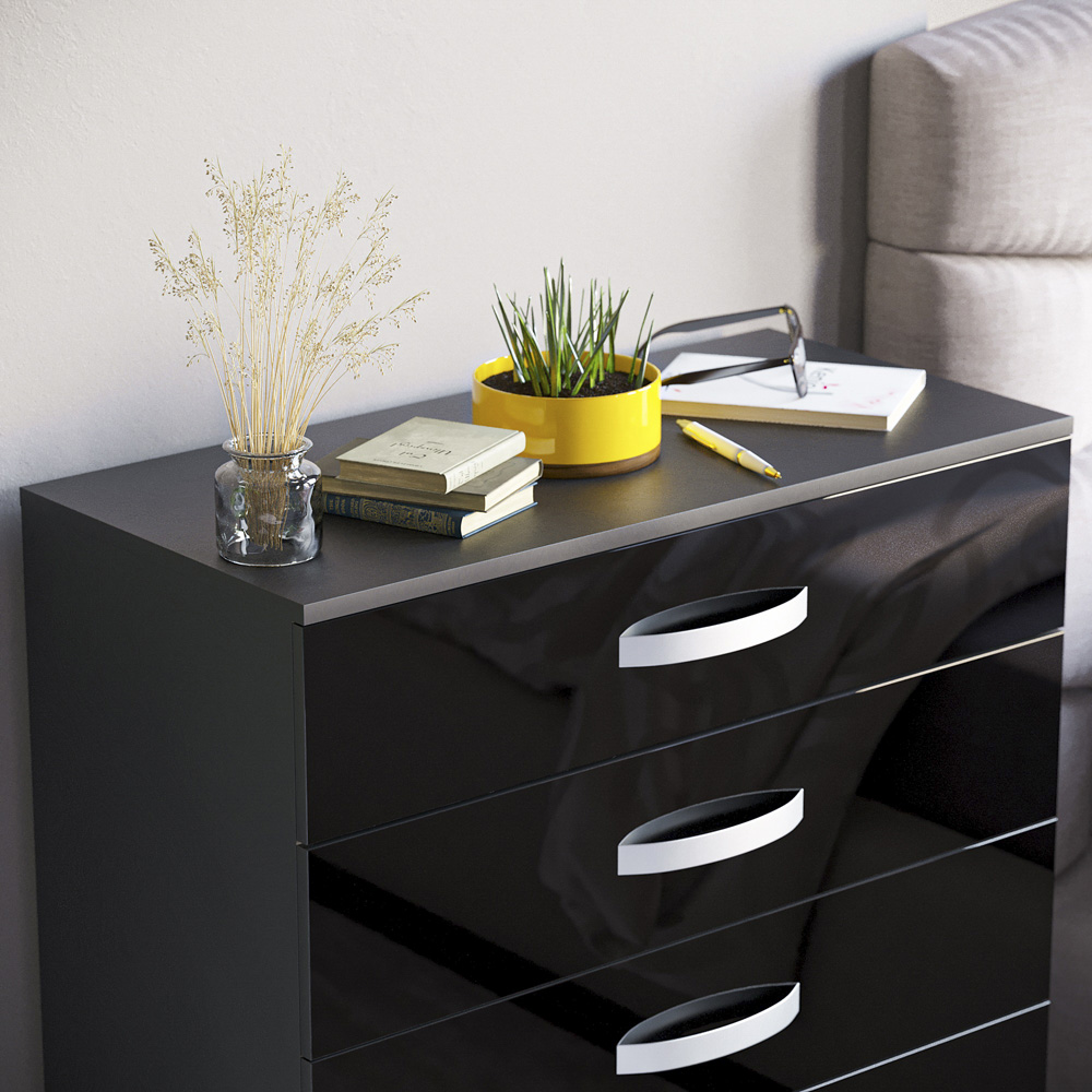 Vida Designs Hulio 5 Drawer Black Chest of Drawers Image 3