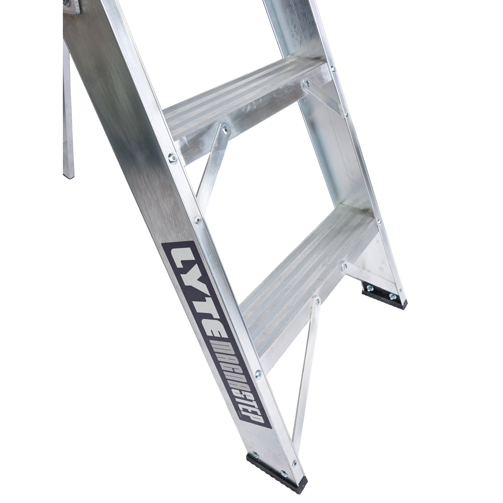 Lyte Ladders and Towers MagnaStep 4 Tread Aluminium Swingback Step Ladder Image 4