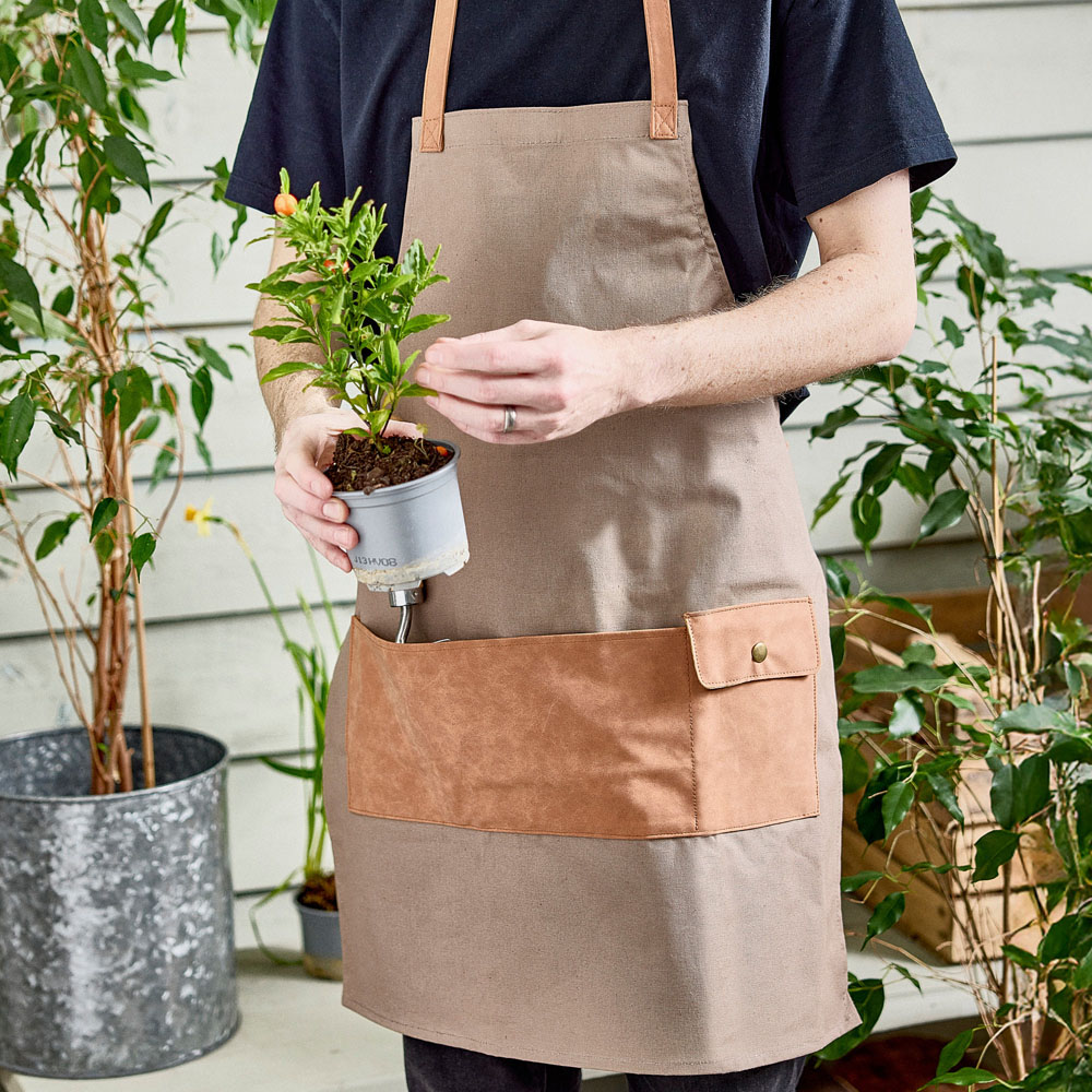 Dibor Khaki Canvas Gardening Apron with Pockets and Adjustable Ties Image 2
