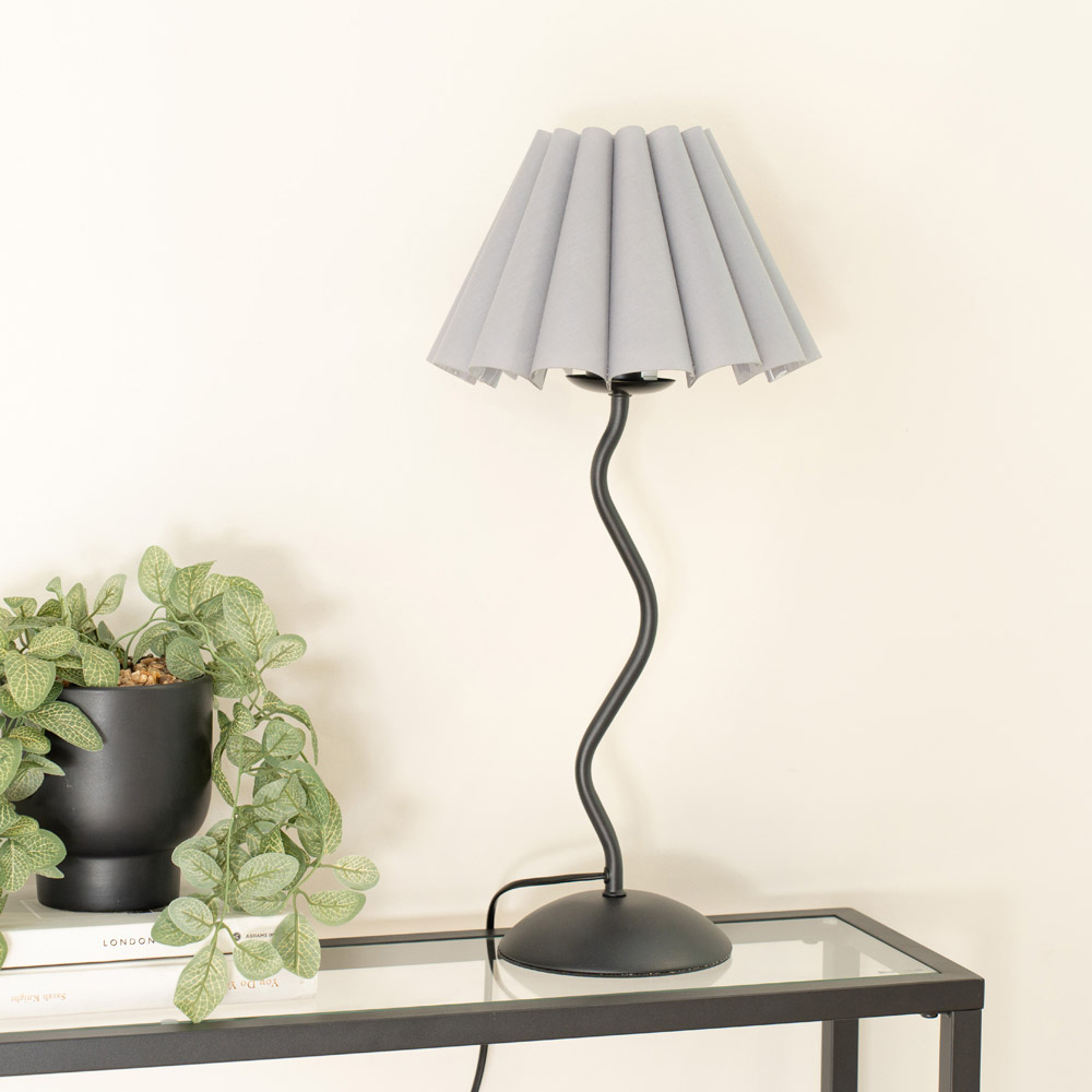 ValueLights Wiggle Grey Scallop Shade Black Metal Stem LED Table Lamp Image 3