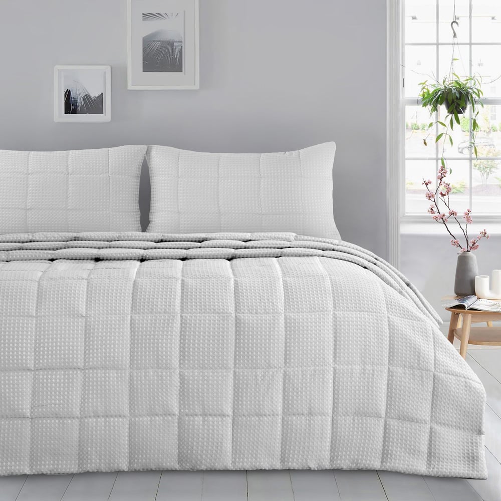 Velosso Waffle White Weave Bedspread Set 235 x 235cm Image