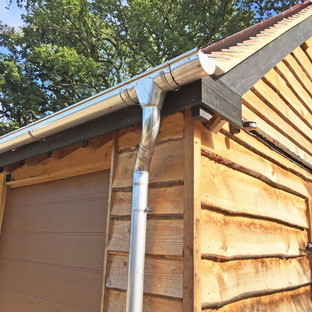 Metal Gutta Half Round Stainless Steel Gutter 125 x 76mm 5 Pack Image 2