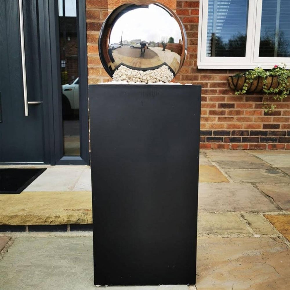 wilko Black Light Concrete Outdoor Planter 70cm Image 3