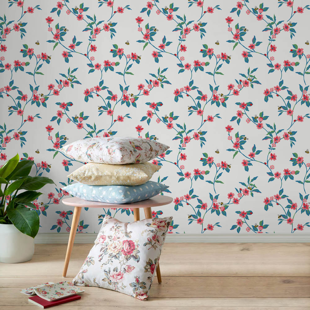 Cath Kidston Greenwich Flowers Cream and Red Wallpaper Image 3