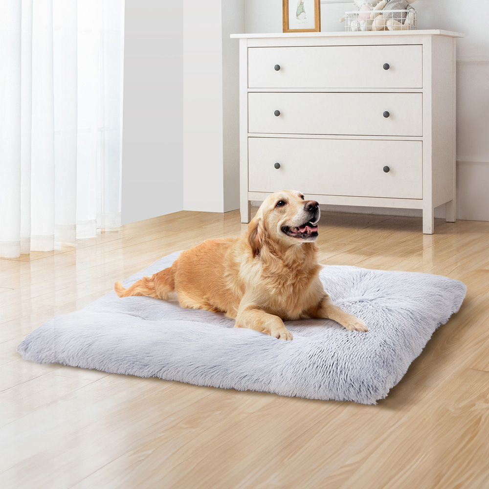 H&O Direct Thick Fluffy long Plush Pet Mat 122 x 83cm Image 2
