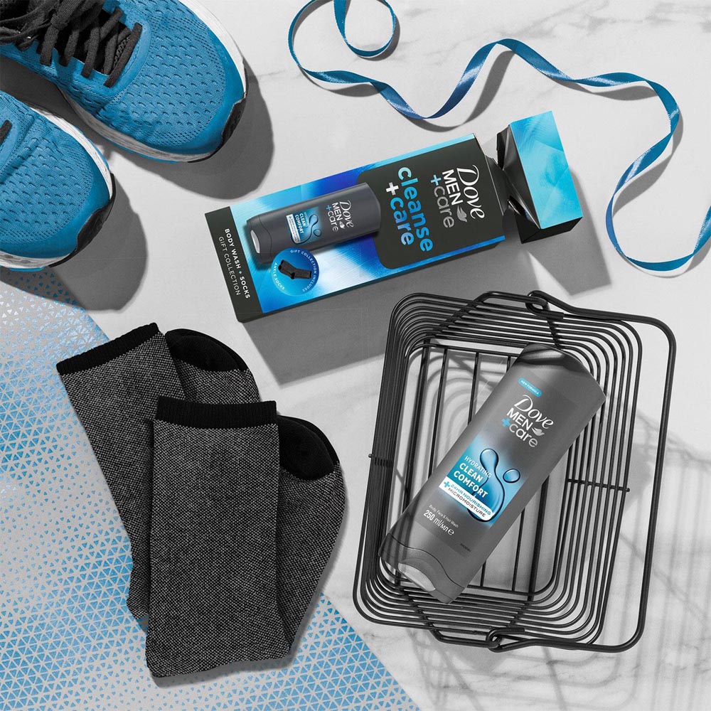 Dove Men+Care Cleanse Bodywash and Socks Gift Set 3 Pack Image 6
