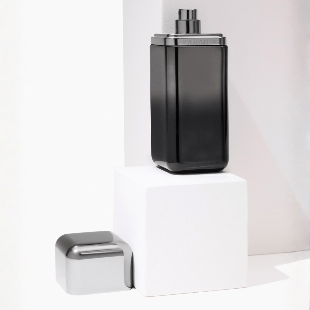 Carolina Herrera 212 VIP Black Elixir Eau de Parfum Spray 50ml Image 3