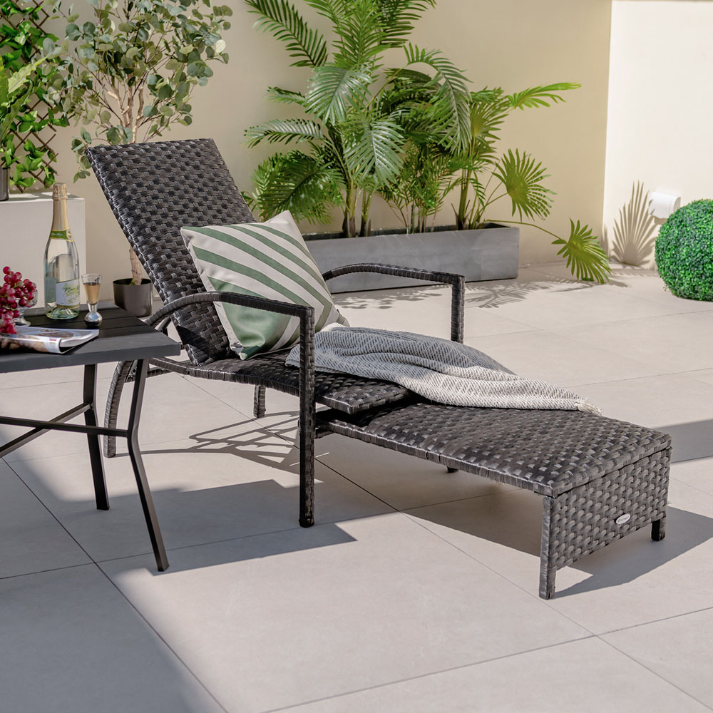Costway Brown 5 Level Adjustable Chaise Lounge Chair Image 4