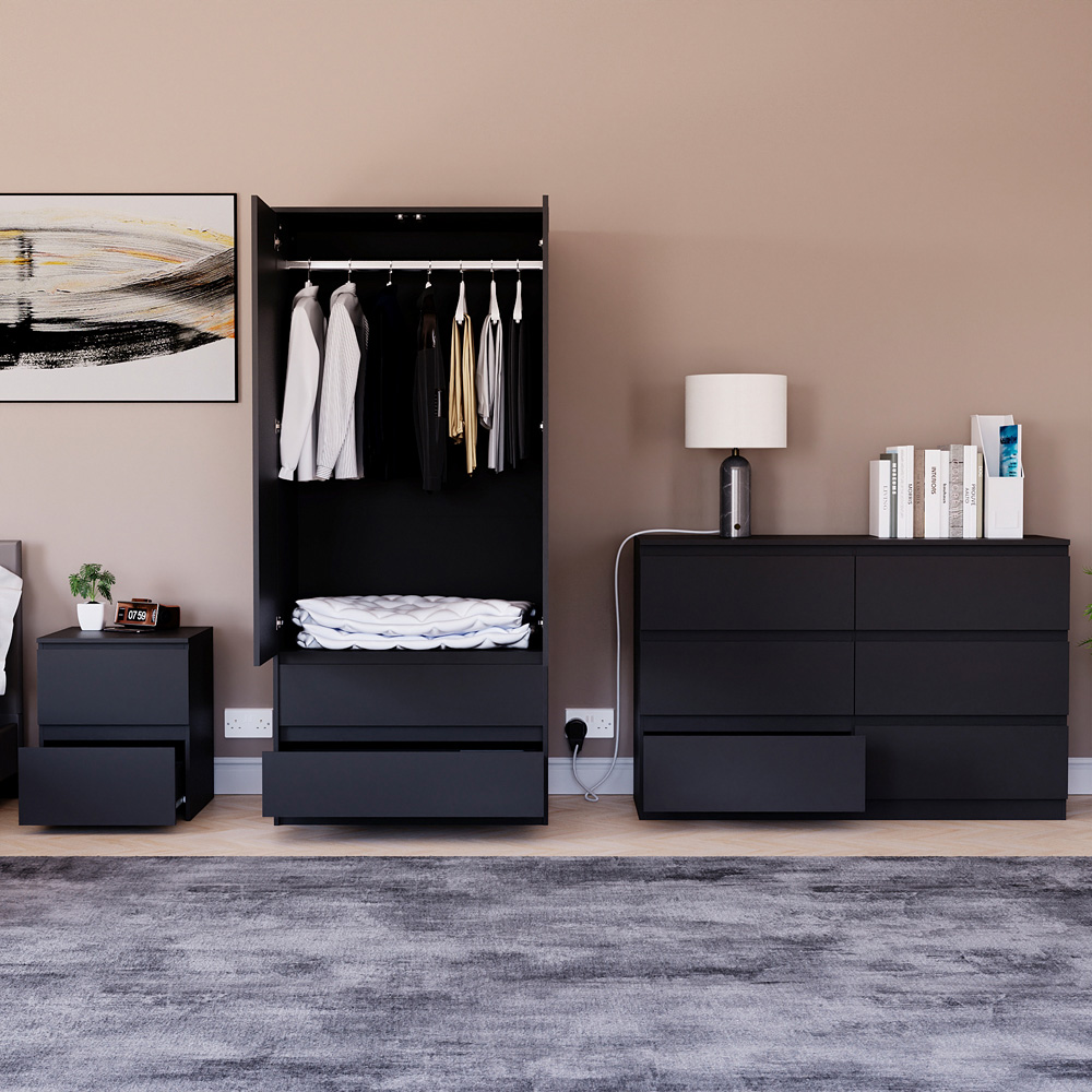 Vida Designs Denver Black 3 Piece Bedroom Furniture Set Image 2